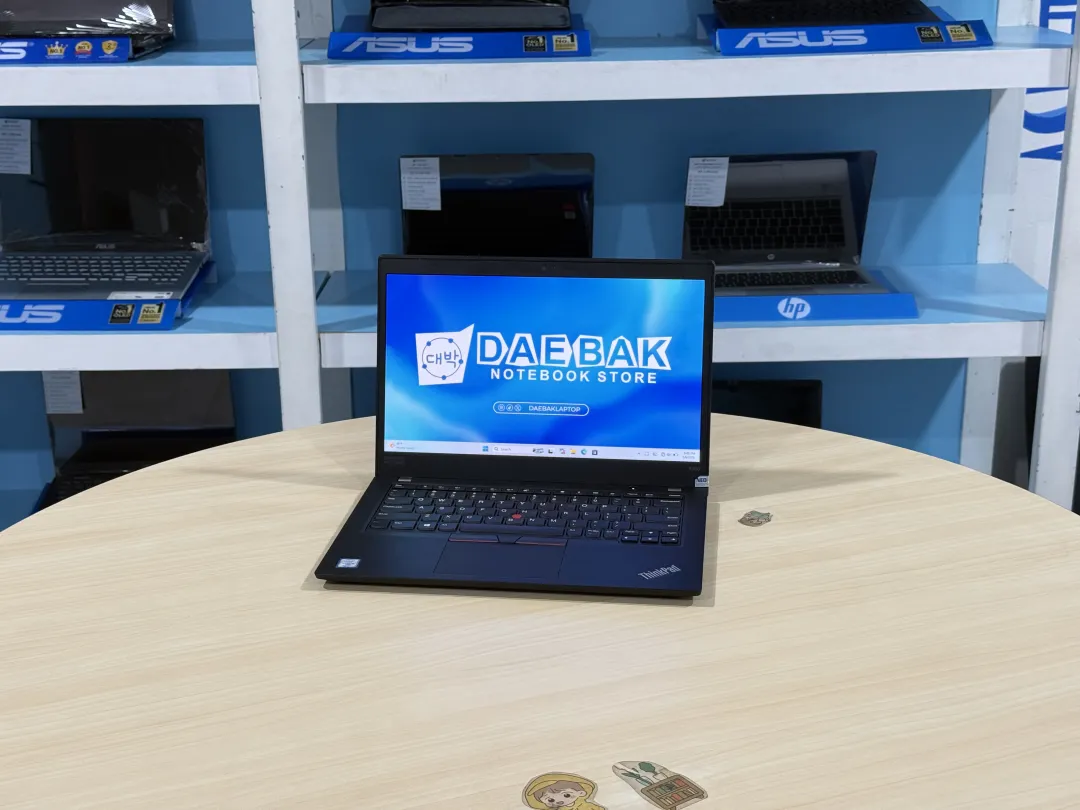 LENOVO Lenovo ThinkPad X390 Black